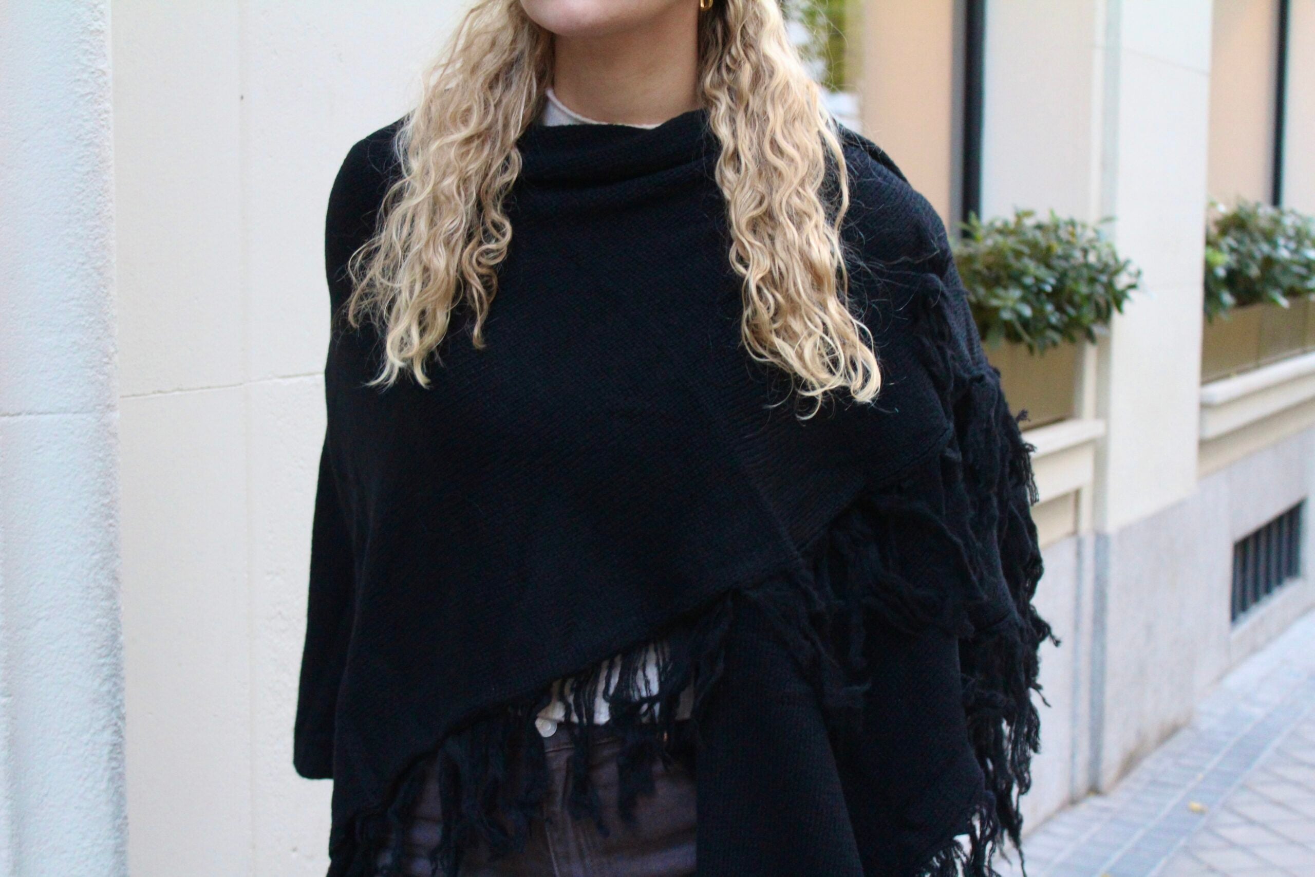 Chal de lana Outlander - Negro