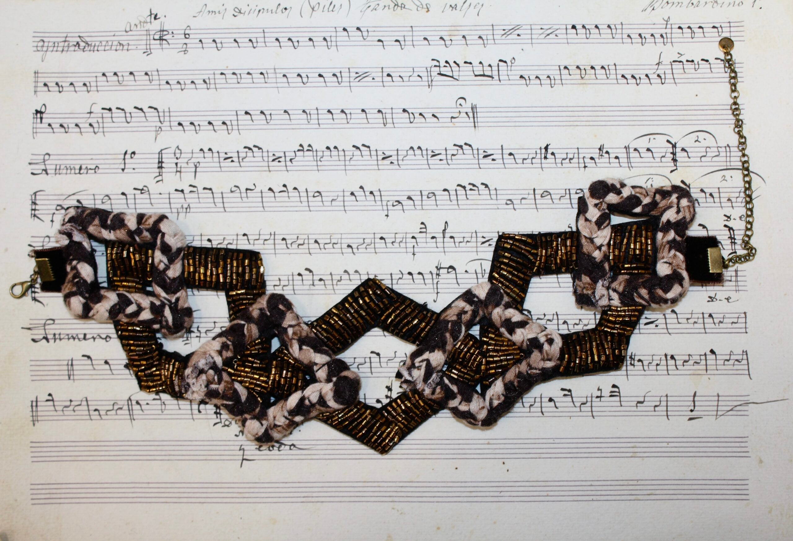 Gargantilla Moss con aplique vintage